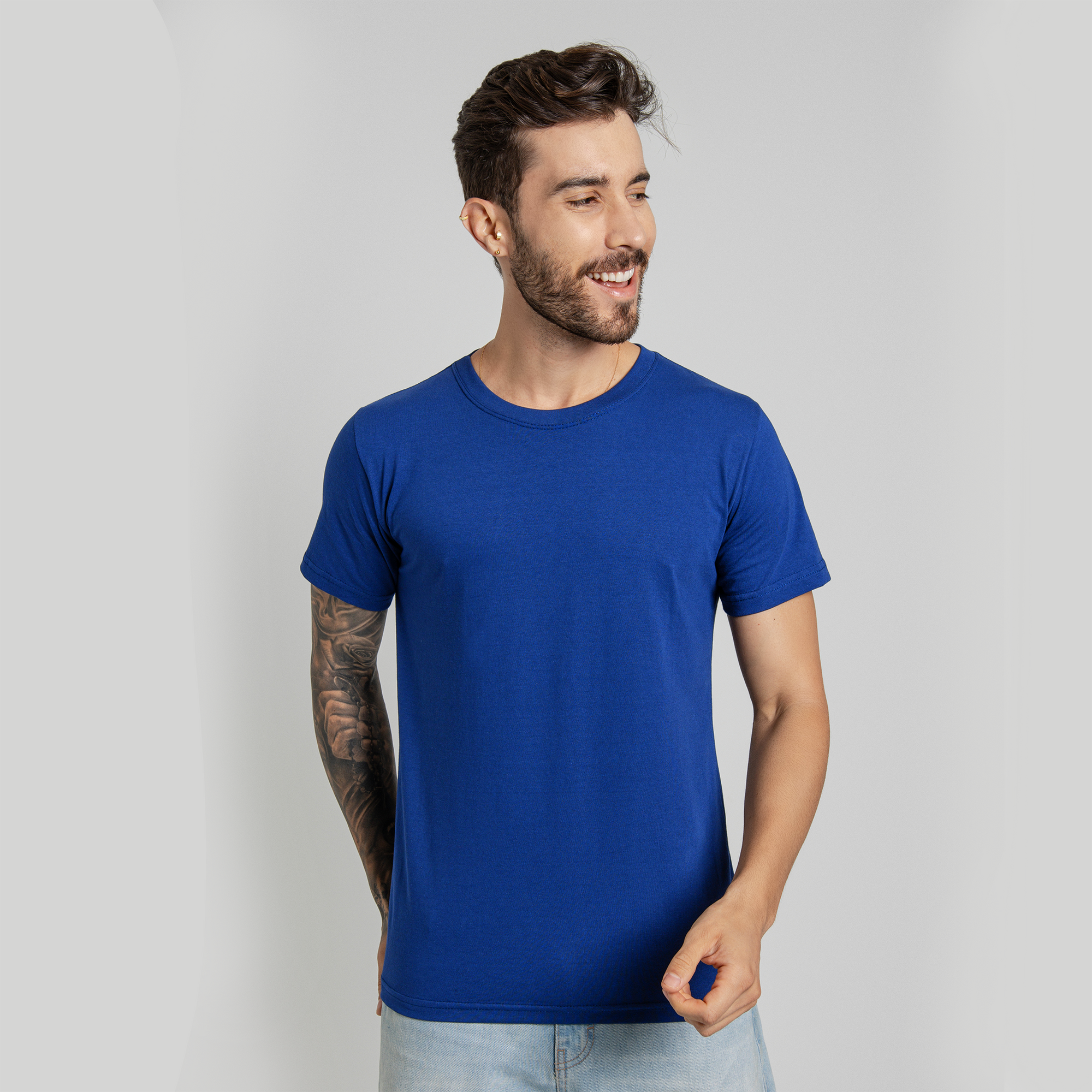 Compre 1 e Leve 2 - Camisa lisa Costarini  100% algodão