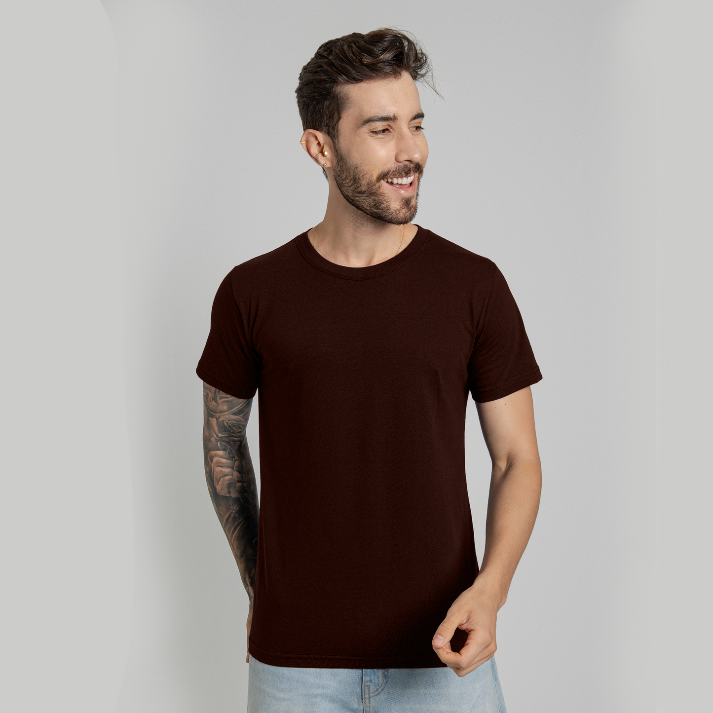 Compre 1 e Leve 2 - Camisa lisa Costarini  100% algodão